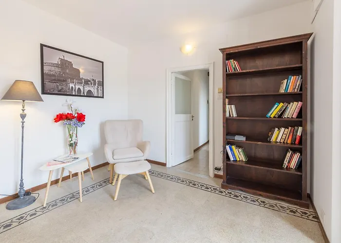 Pellegrino 75 Double Bedroom * Roma